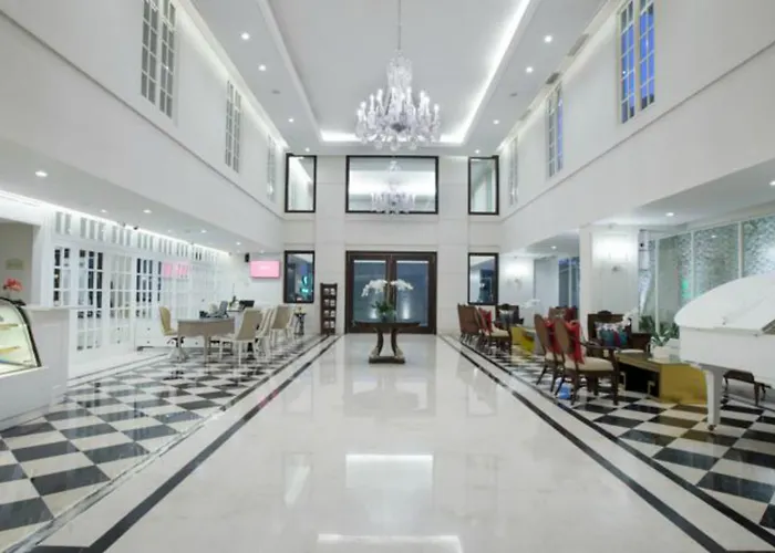 Santika Hotel Seminyak (Bali)