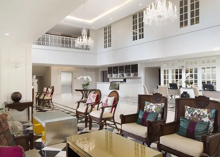Santika Seminyak (Bali)