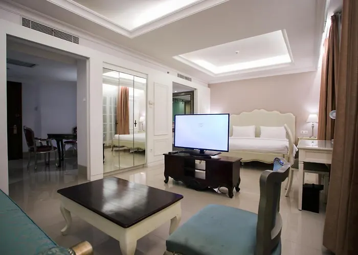Hotel Santika